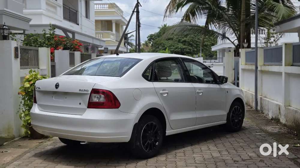 Skoda Rapid 1.5 Tdi 2015 Automatic Elegance