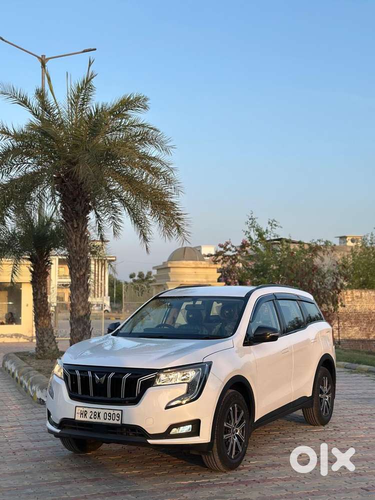 Mahindra Xuv700 2.2 Mx Diesel Mt 5 Str, 2022, Diesel