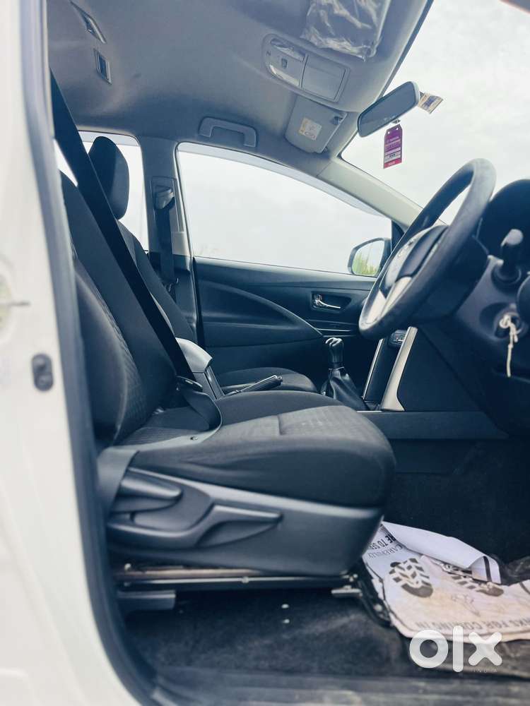 Toyota Innova Crysta 2.4 G Mt 7 Str, 2021, Diesel