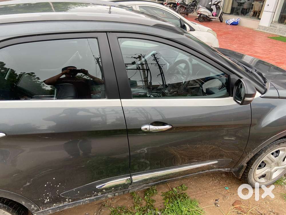 Tata Nexon Petrol 2023