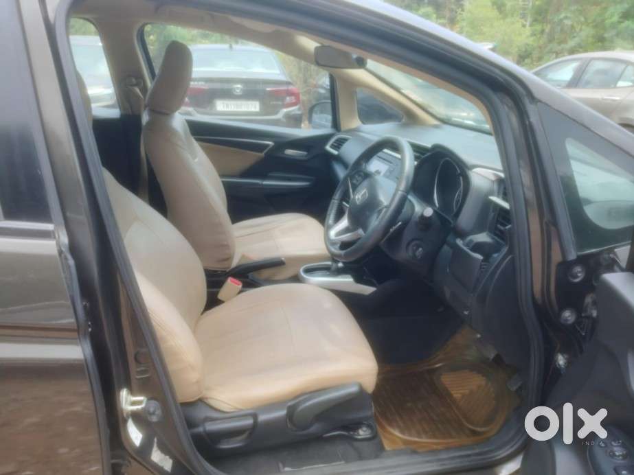 Honda Jazz V Cvt, 2016, Petrol