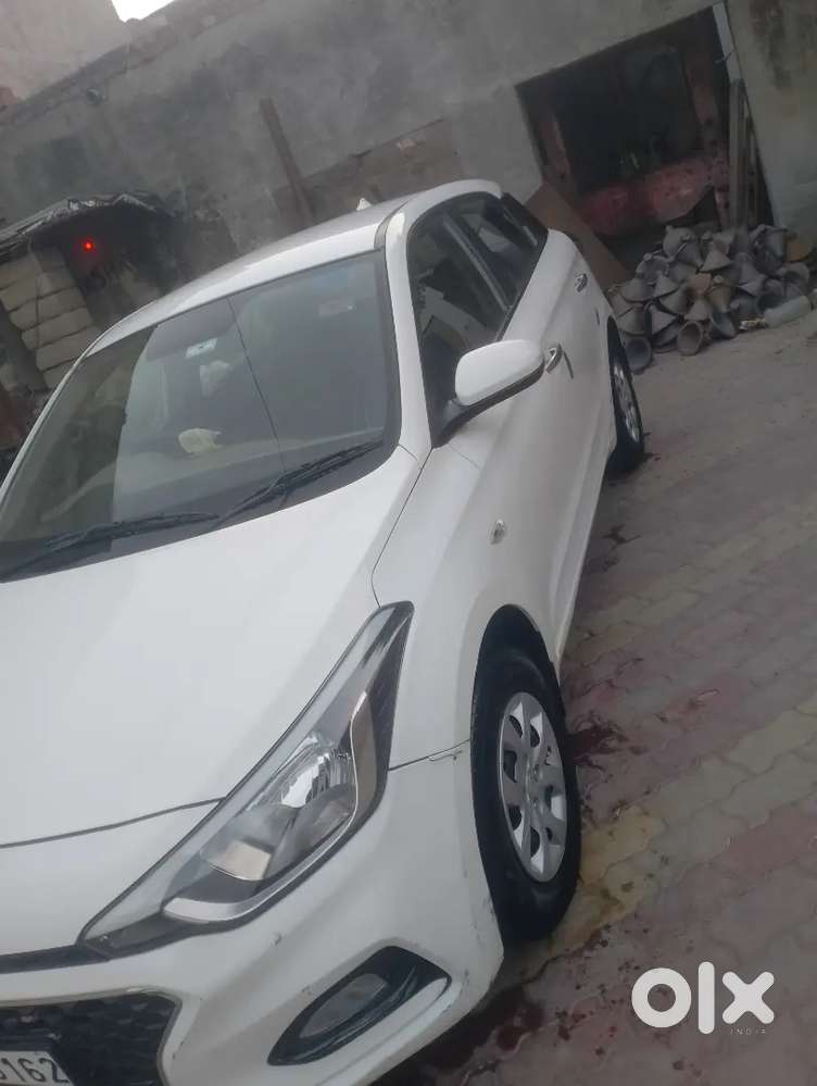 Hyundai I20 2019 Petrol 100000 Km Driven