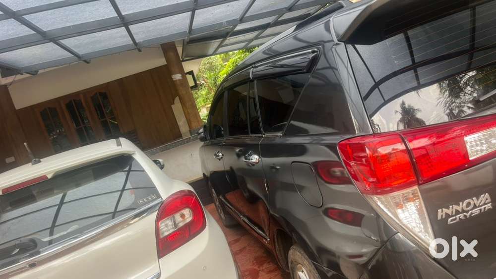 Toyota Innova Crysta Diesel 2017