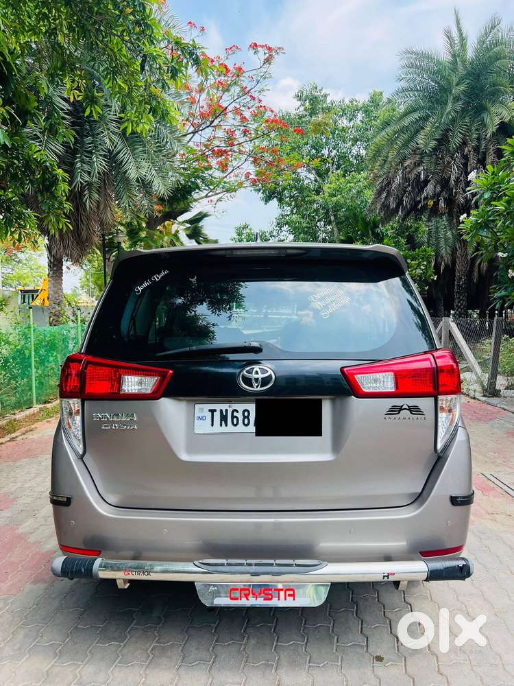 Toyota Innova Crysta 2.4 G Mt, 2024, Diesel