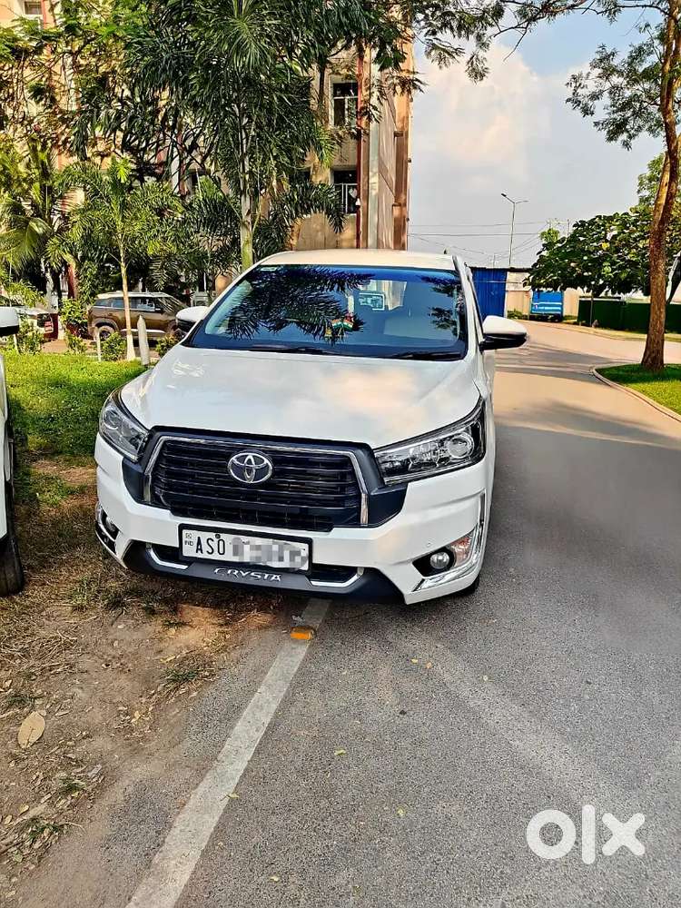 Toyota Innova Crysta 2024 Diesel Manual 65000 Km