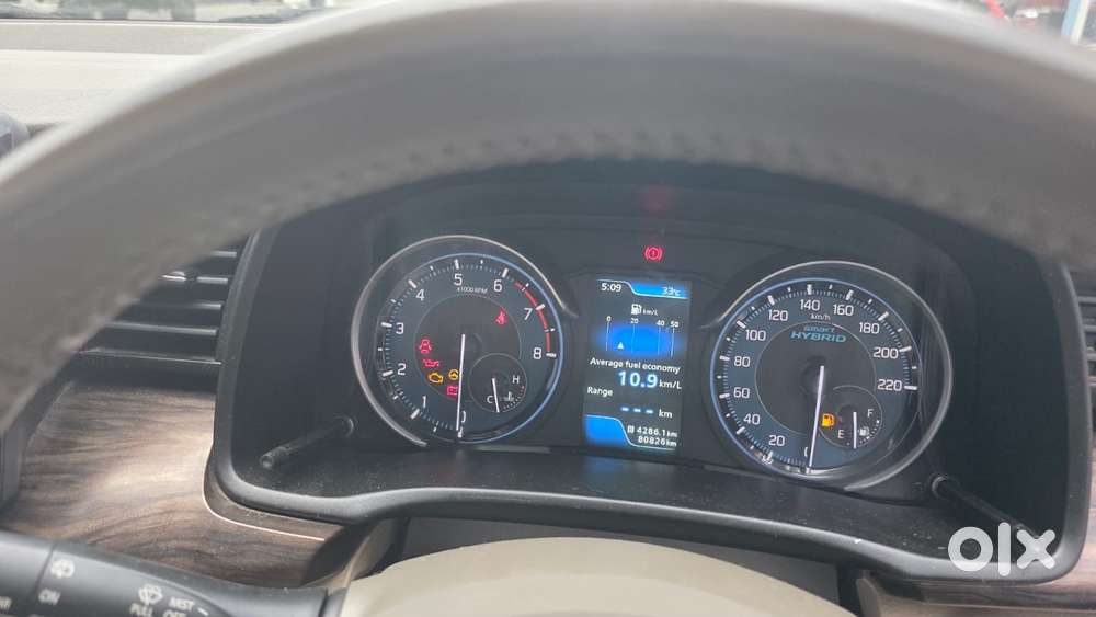 Maruti Suzuki Ertiga 1.5 Zxi Plus Shvs, 2021, Petrol