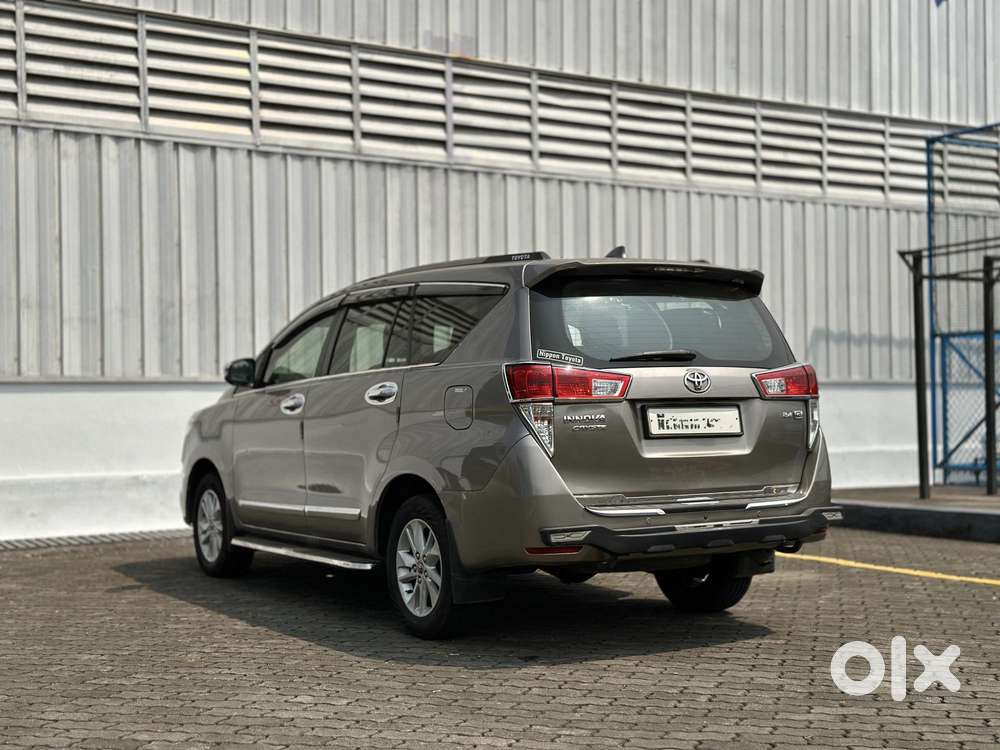 Toyota Innova Crysta