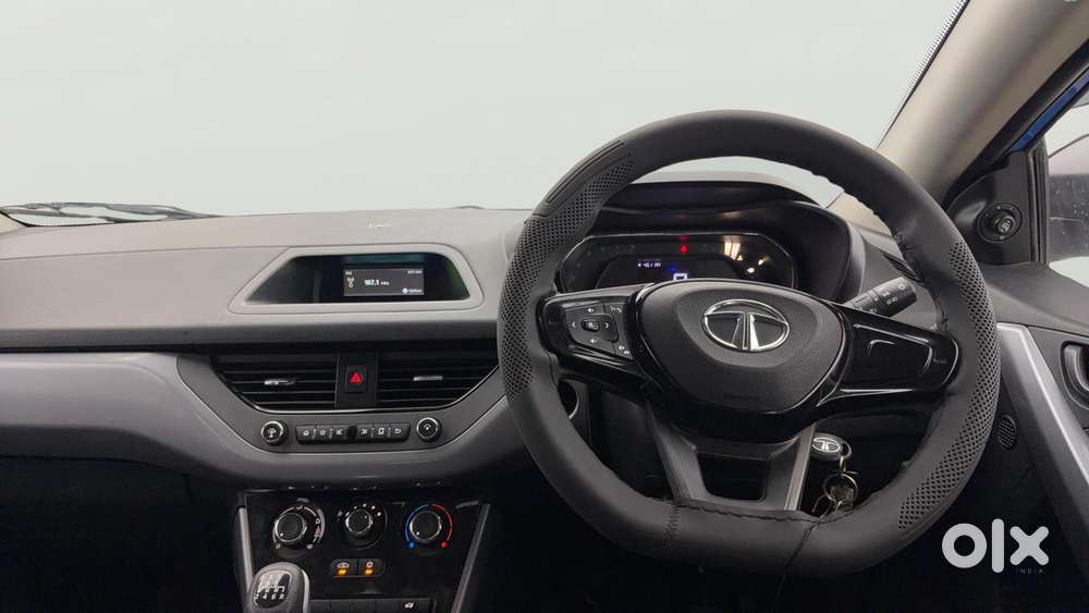 Tata Nexon 1.2 Revotron Xm (s), 2020, Petrol