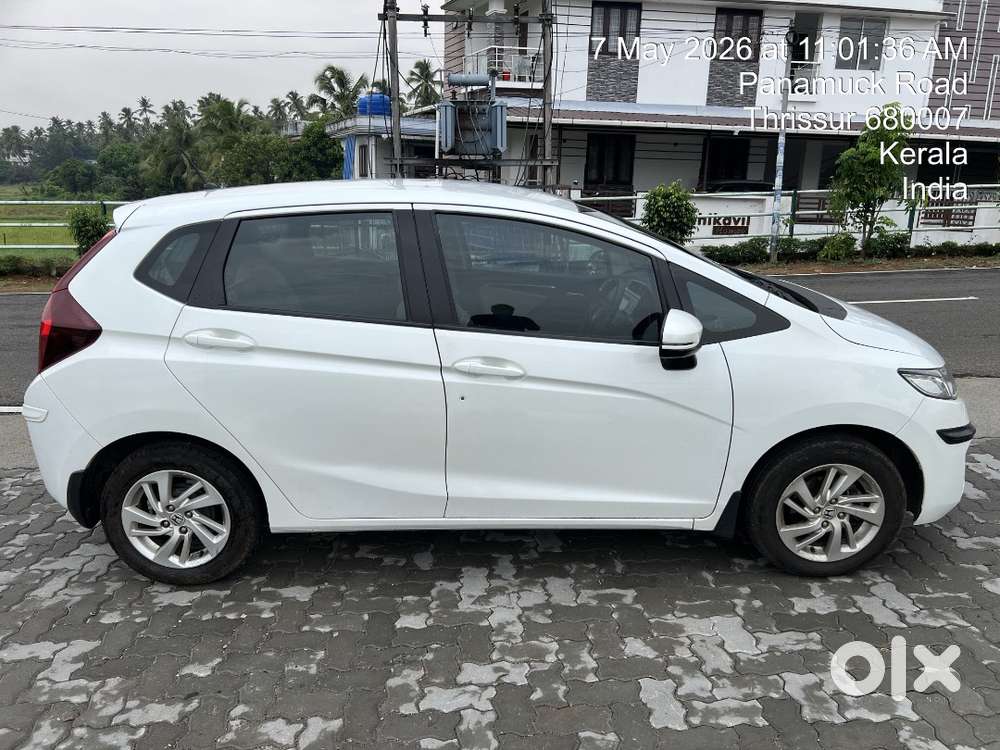 Honda Jazz 2016 Cvt - 74k Kms - Honda Full Warranty Till Dec’26