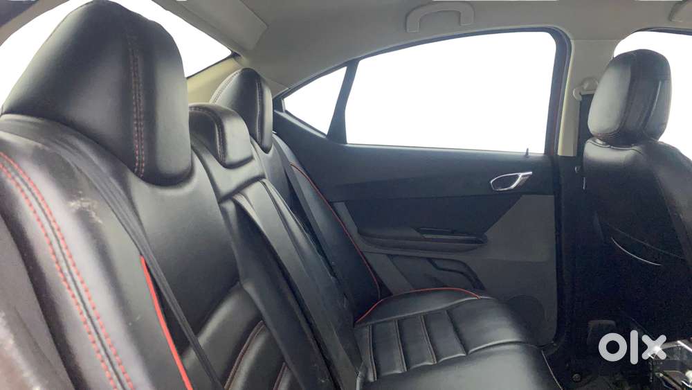 Tata Tigor Xza, 2018, Petrol