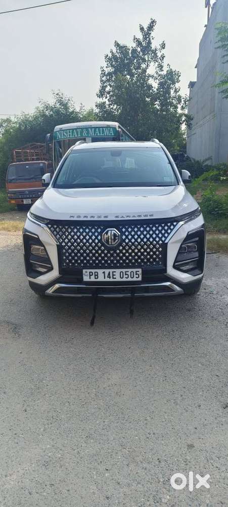 Mg Hector Plus, 2024, Petrol