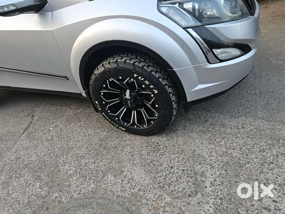 Mahindra Xuv500 2015 Diesel 80153 Km Driven