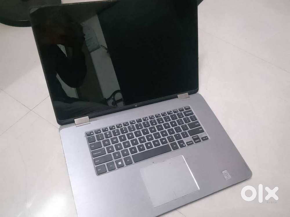 Dell Inspiron 15-7568 Touchscreen  Intel Core i5 6th Gen