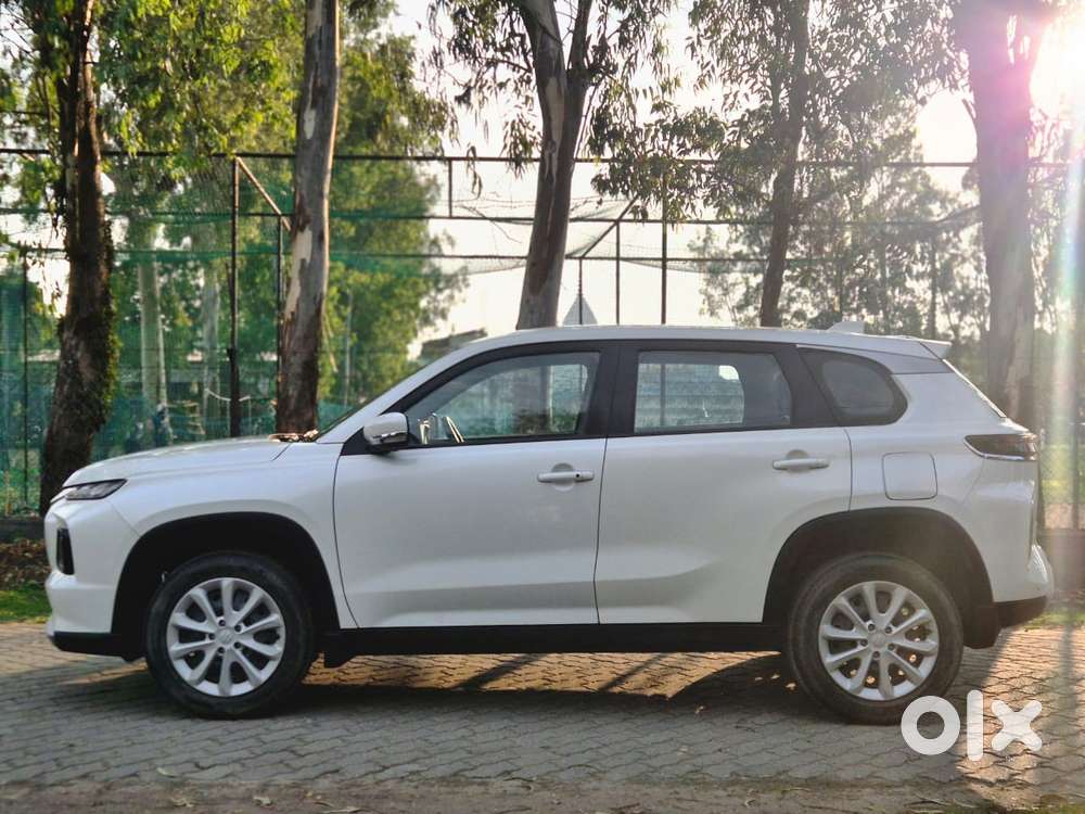 Maruti Suzuki Grand Vitara, 2023, Petrol