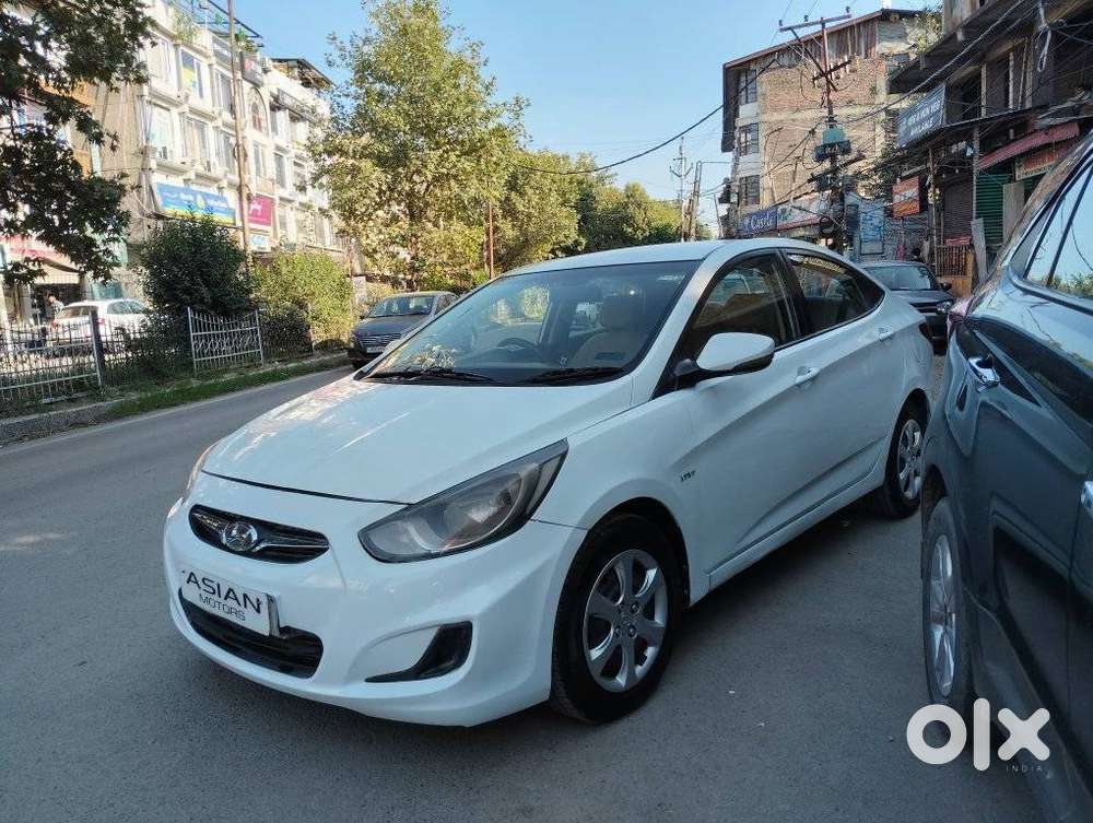 Hyundai Verna 1.6 Vtvt S, 2012, Petrol