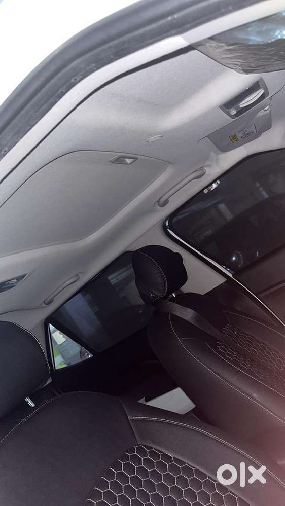 Hyundai Venue 2022 Diesel Well Maintained