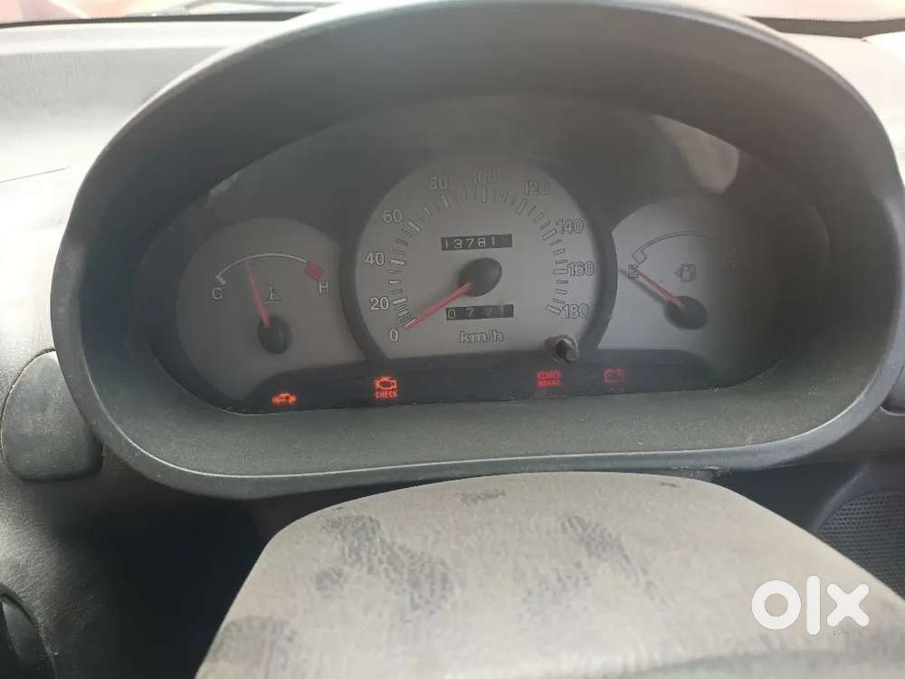Hyundai Santro Xing 2 Front Power Windows Back Side Manual