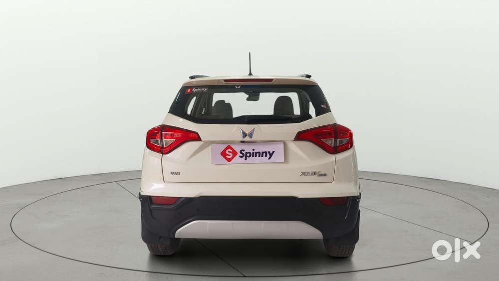 Mahindra Xuv300 W8 Option, 2023, Petrol