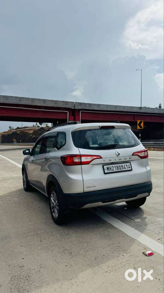 Renault Triber Rxz, 2022, Petrol