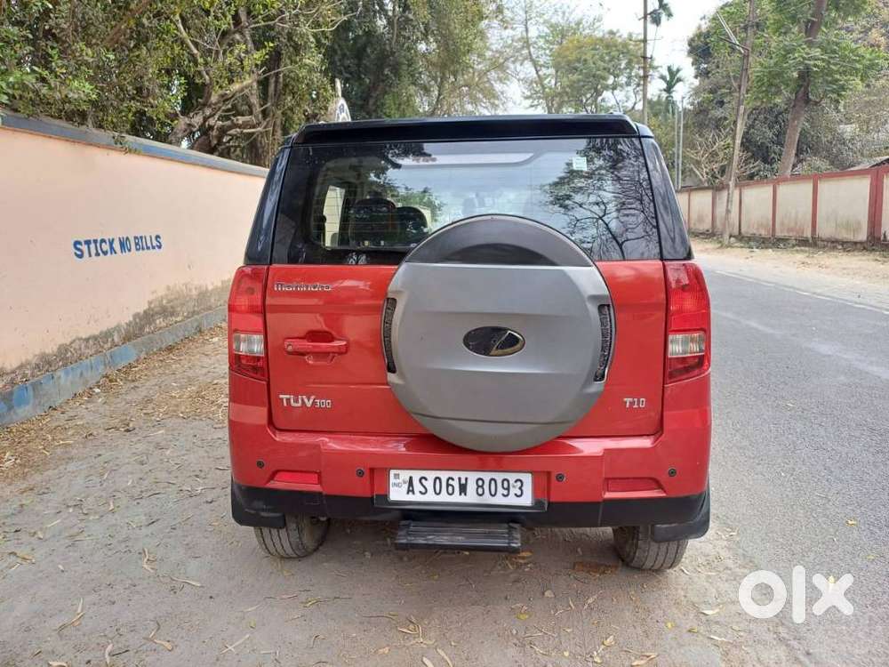 Mahindra Tuv 300