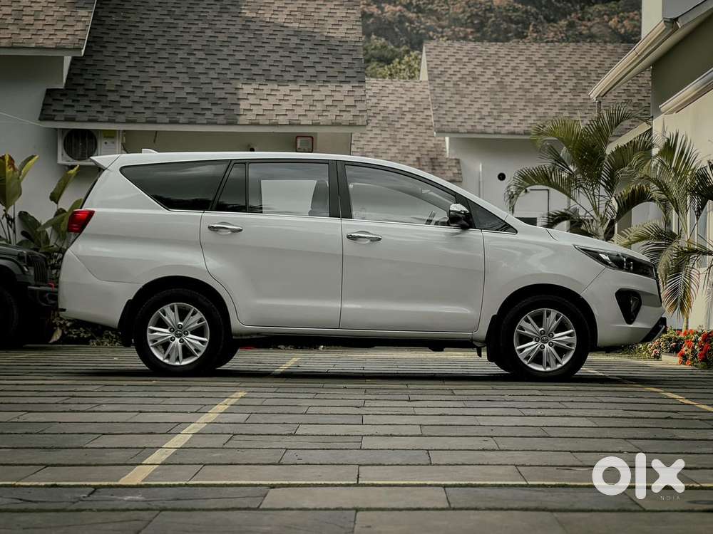Toyota Innova Crysta 2.8 Z, 2017, Diesel