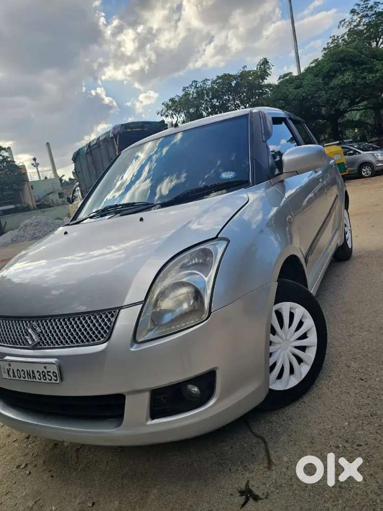 Maruti Suzuki Swift Vxi Petrol Manual 2010