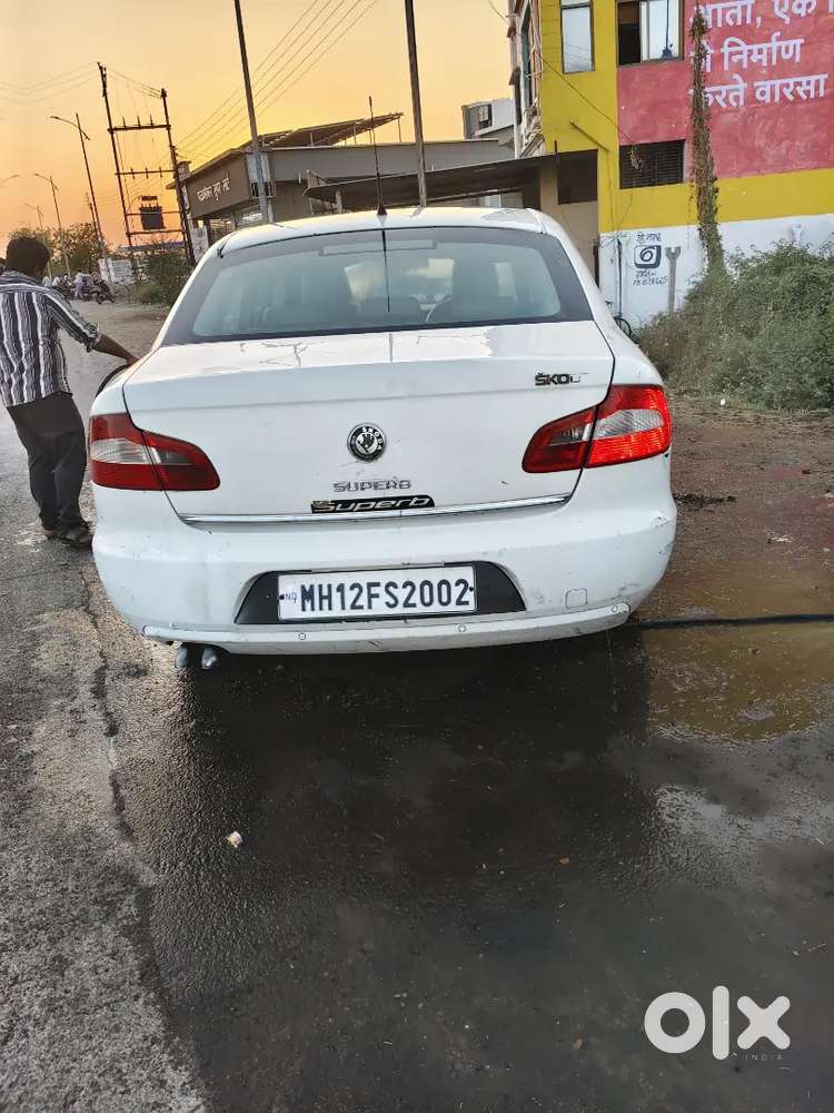 Skoda New Superb 2009 Diesel 100000 Km Driven