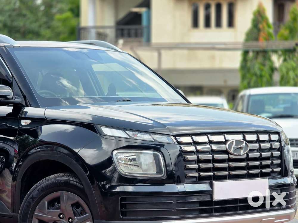 Hyundai Venue 1.2 S Plus, 2023, Cng & Hybrids