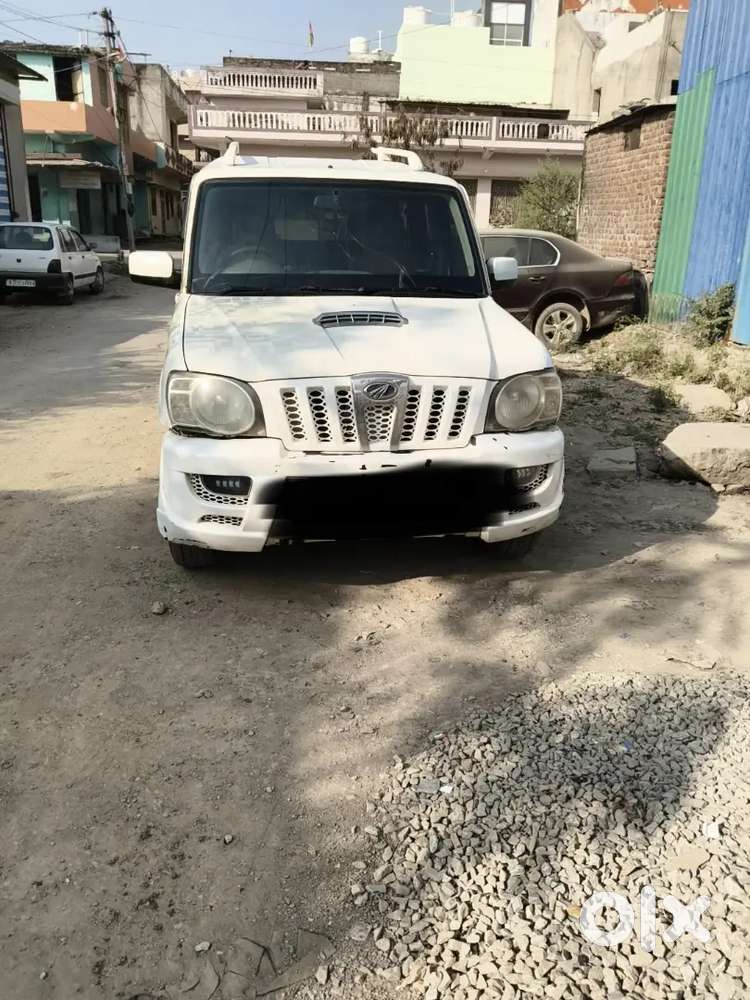 Mahindra Scorpio Classic 2012 Diesel 90000 Km Driven
