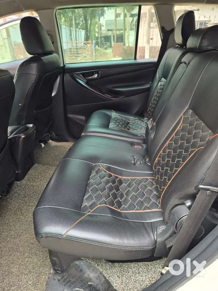 Toyota Innova Crysta