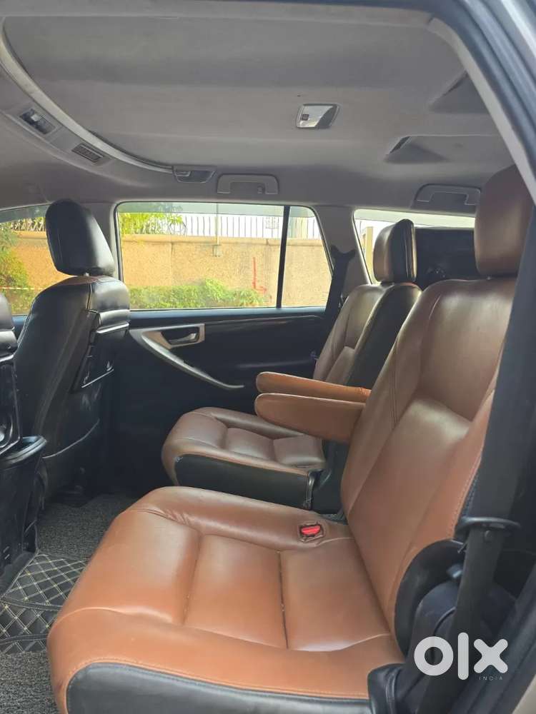 Toyota Innova Crysta [2020-ongoing] 2.4 Vx 7 Str, 2017, Diesel