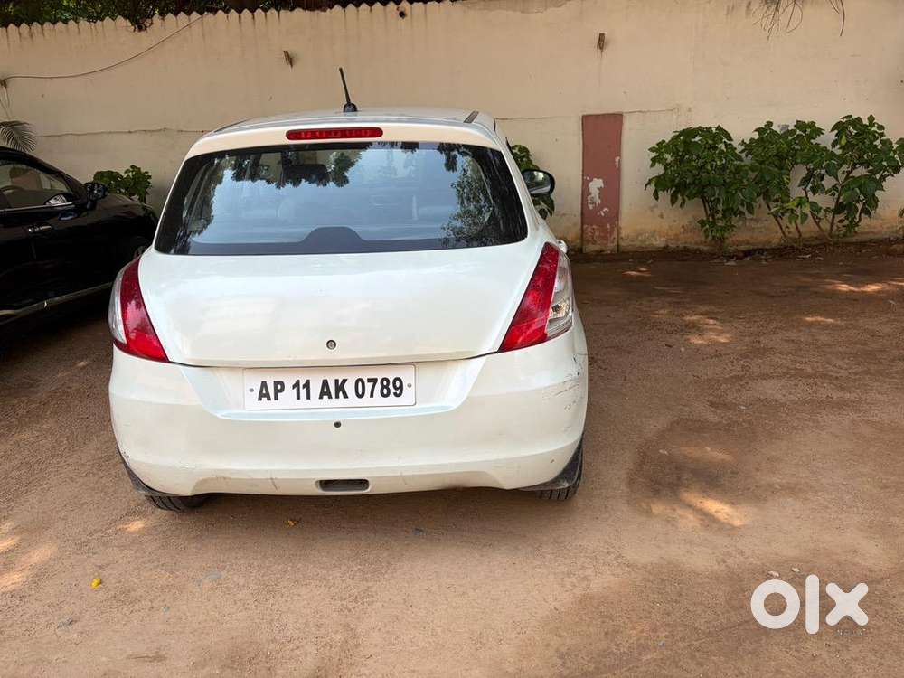 Maruti Suzuki Swift 2011 Diesel 140000 Km Driven