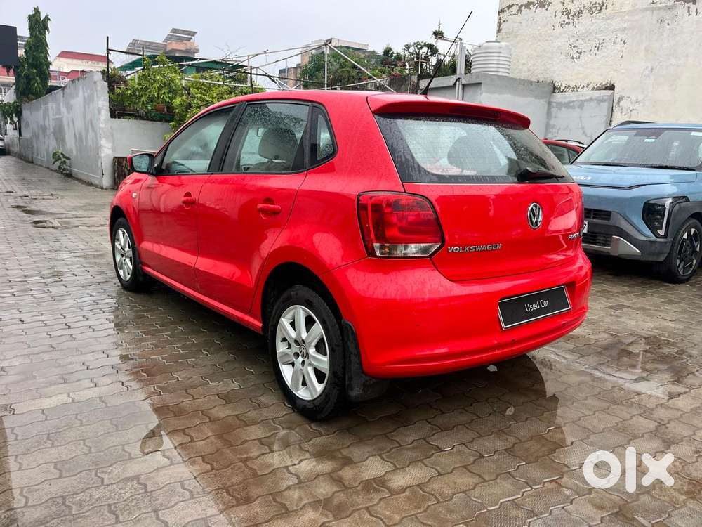 Volkswagen Polo Petrol Highline 1.6l, 2011, Petrol