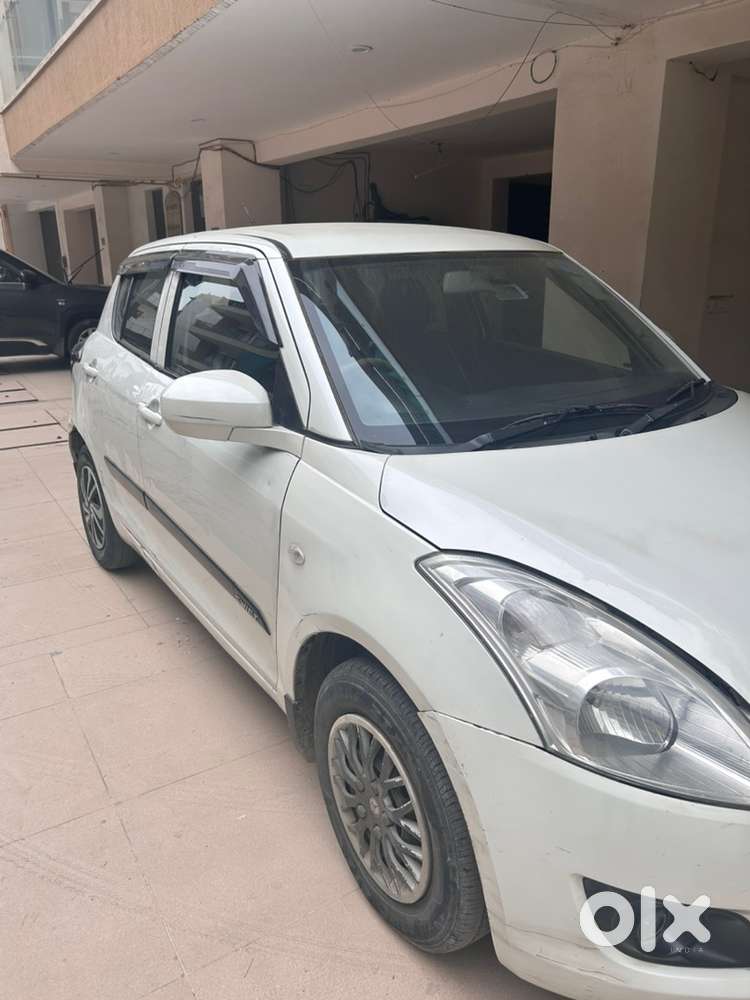 Maruti Suzuki Swift 2012 Lxi Petrol 104330 Km Driven