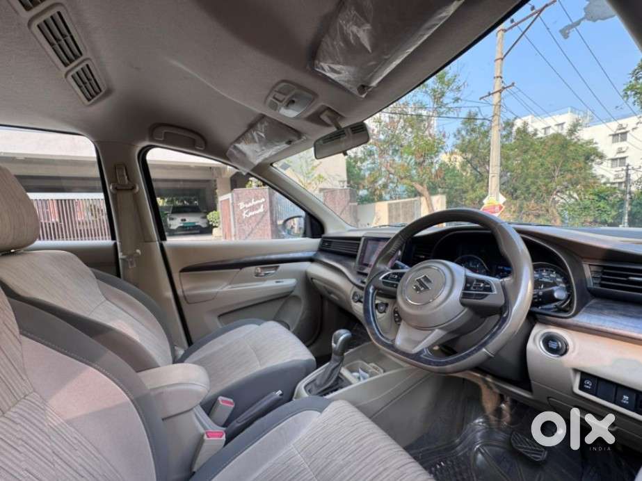 Maruti Suzuki Ertiga Zxi At Petrol, 2022, Petrol