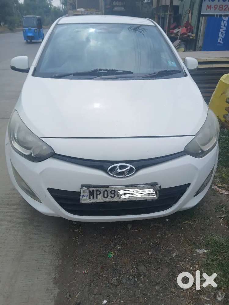 Hyundai I20 Spotz 2013 Year