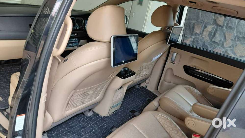 Kia Carnival Limousine+ At 2022 Diesel Automatic Black