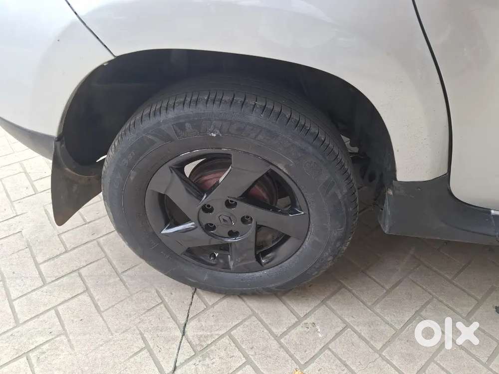 2013 Renault Duster 1.5 Rxz Diesel Manual