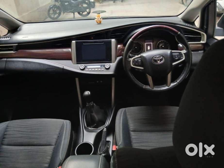 Toyota Innova Crysta 2.4 V, 2017, Diesel