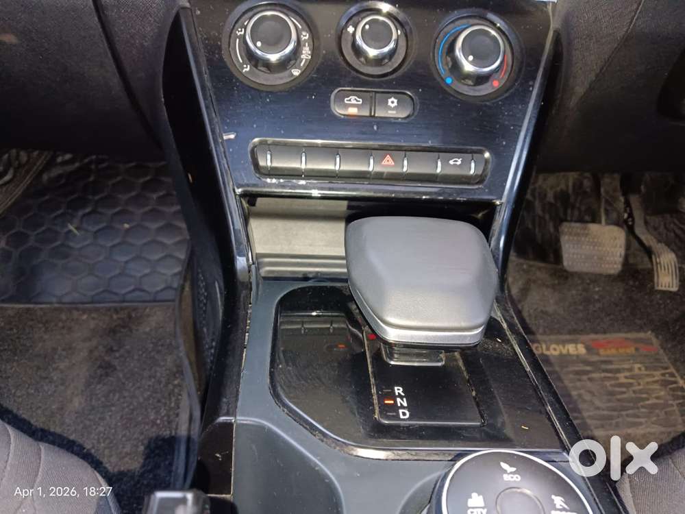Tata Nexon 1.5 Revotorq Xma Amt, 2025, Petrol