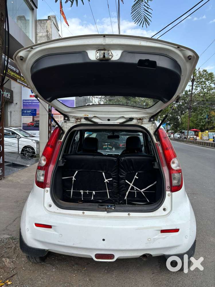 Maruti Suzuki Ritz Lxi, 2009, Petrol