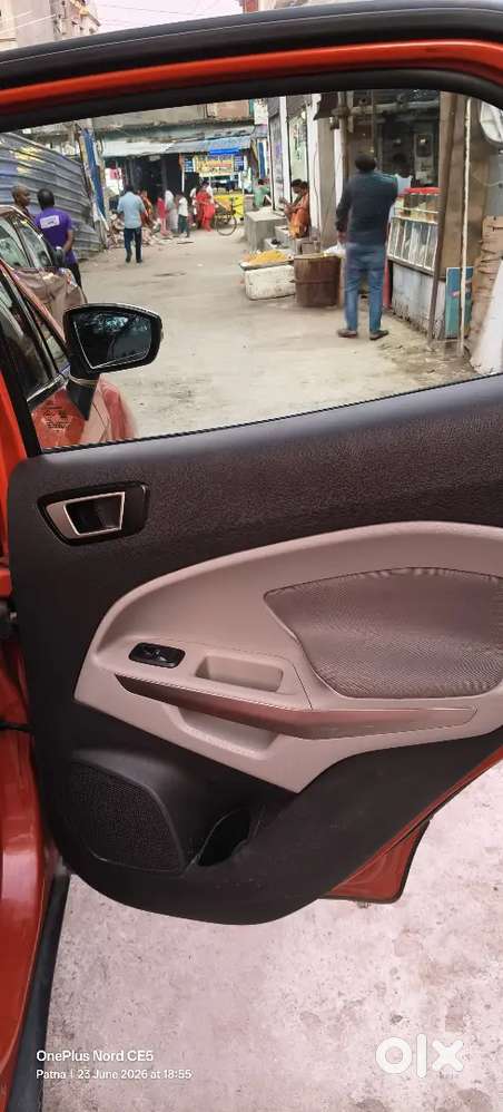 Ford Ecosport 2015 Petrol 90000 Km Driven