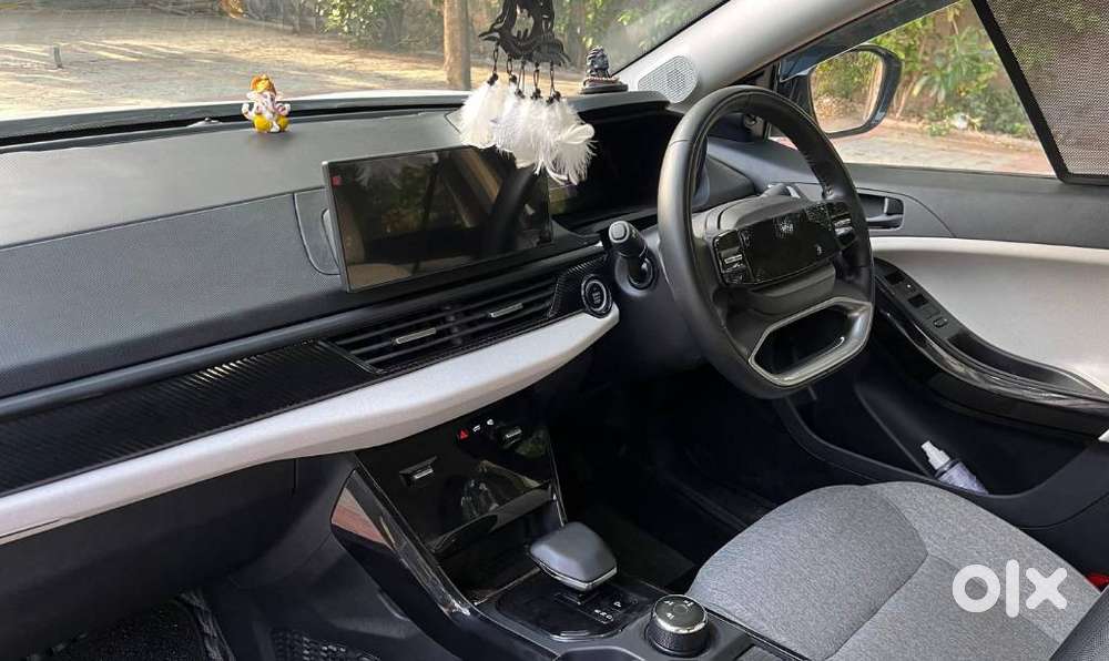 Tata Curvv Crtv Amt, 2025, Petrol