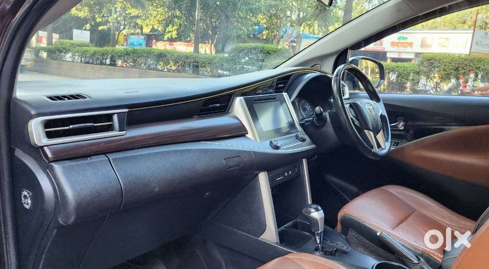 Toyota Innova Crysta 2.8z Automatic, 2018, Diesel