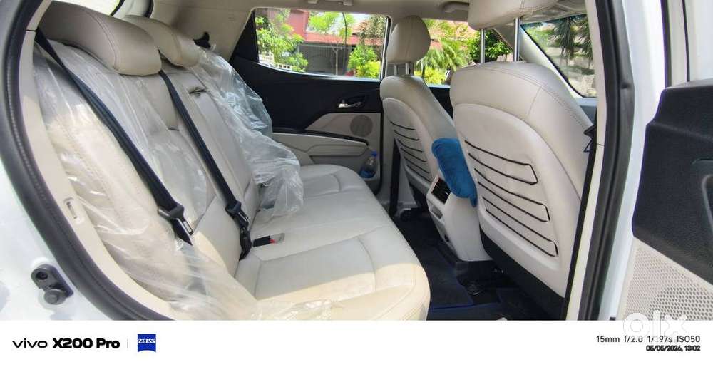 Mahindra Xuv400 Ev Ec Fast Charger, 2025, Electric