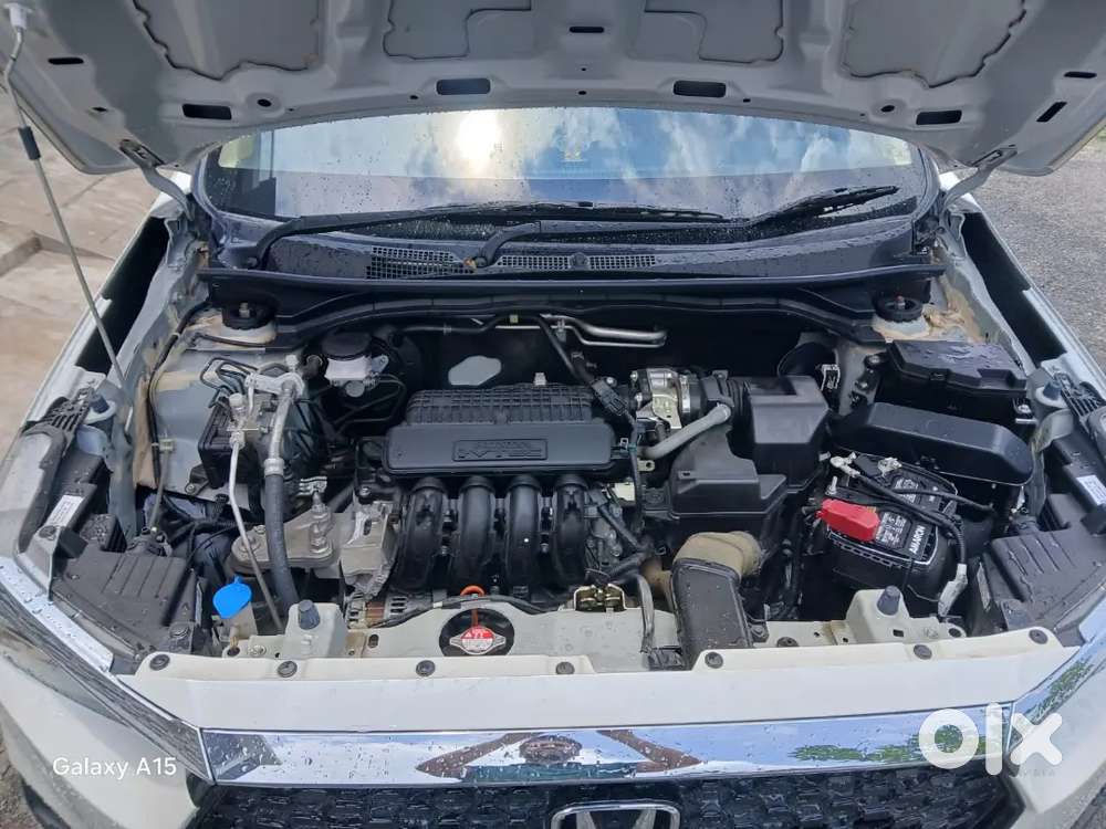Full Option, Top End, Looks Like New,