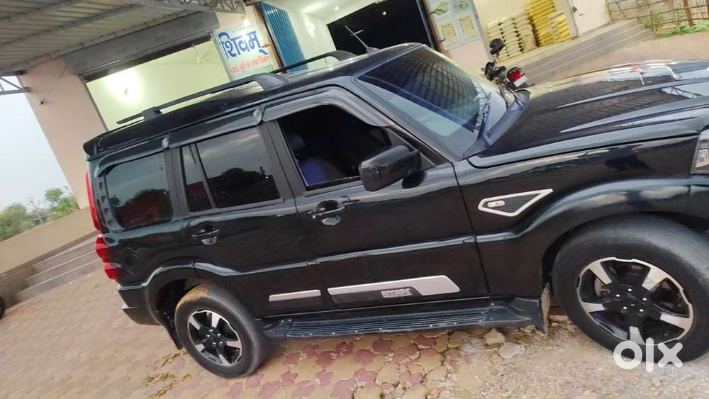 Mahindra Scorpio Classic 2023