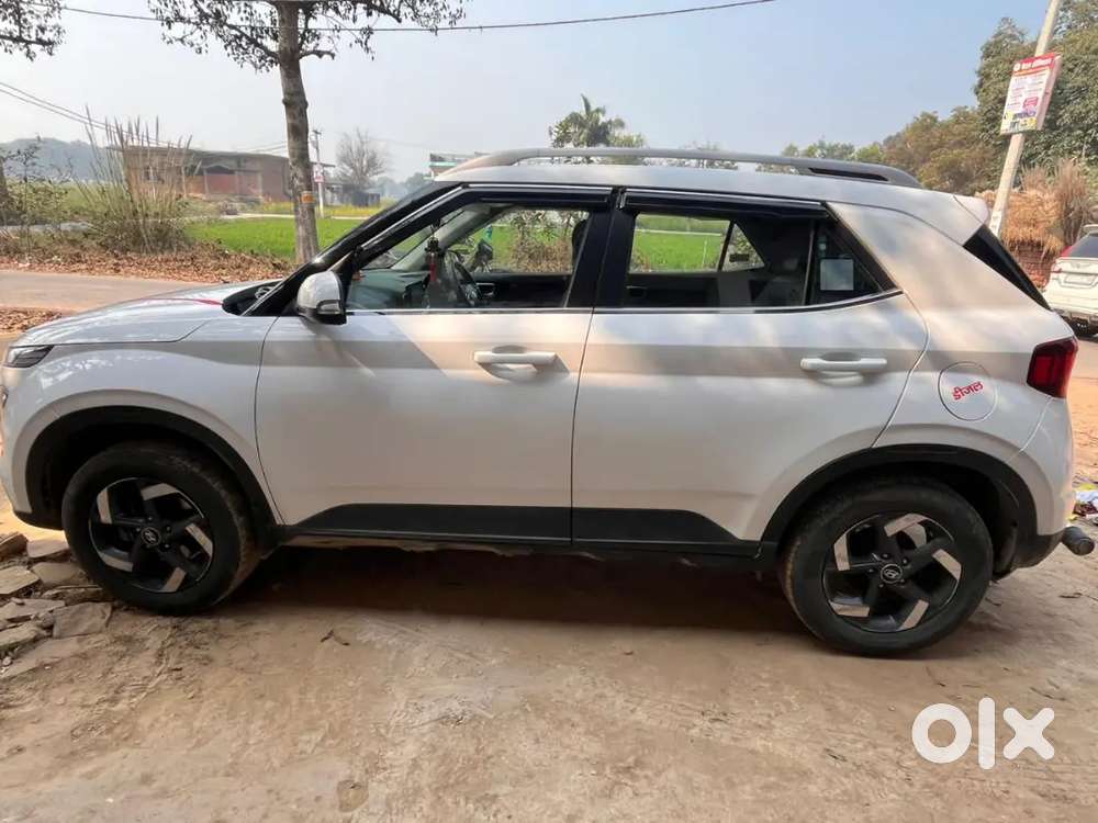 Hyundai Venue 2021 Diesel 89000 Km Driven