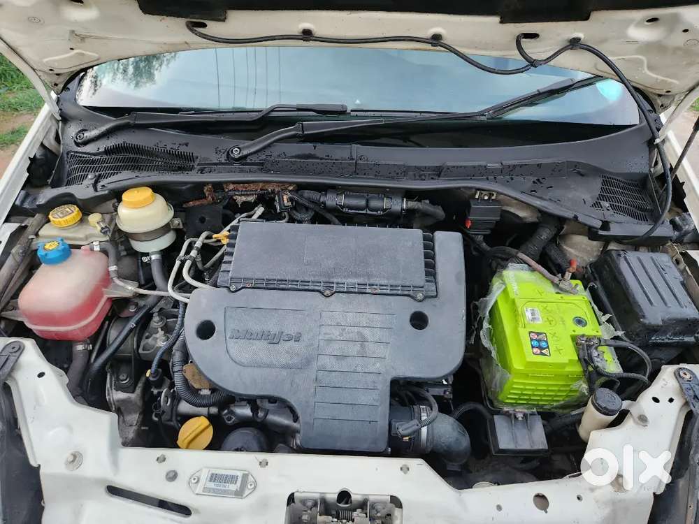 Fiat Punto Emotion 1.3 (top-end) 2013 Diesel Single Owner 66700 Km