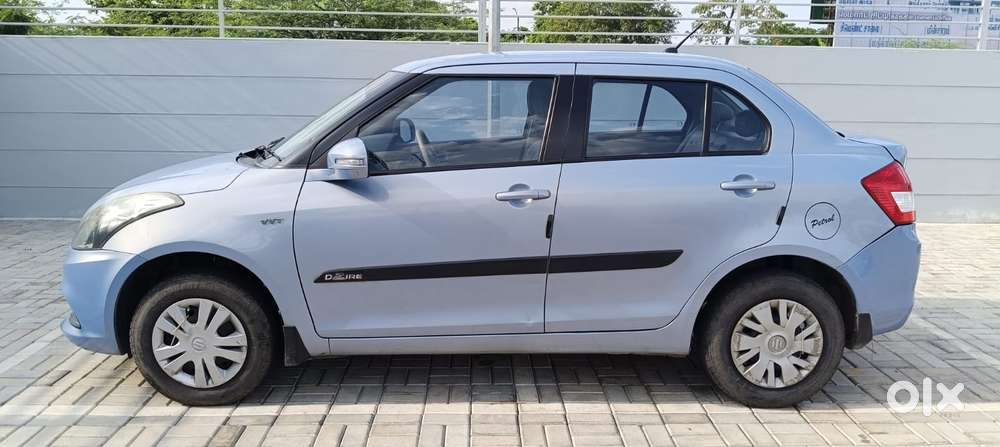 Maruti Suzuki Swift Dzire 1.2 Vxi Bsiv, 2015, Petrol